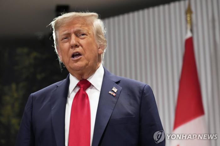 트럼프 "테헤란 즉시 떠나라" 기사 이미지