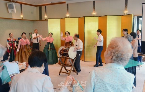 [북한 돋보기] 과거에만 집착, 현실 외면하는 조총련의 ‘70년 자화자찬’ 기사 이미지