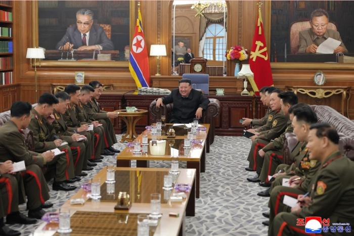 [기자생각] 북한의 ‘해외작전부대 표창’ 보도의 허구성 기사 이미지