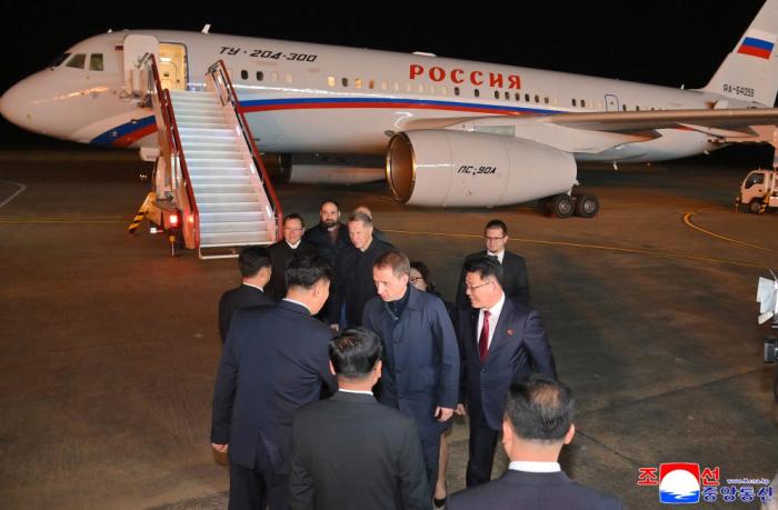 [북한의 오늘] 로씨야경제대표단 평양 도착 기사 이미지