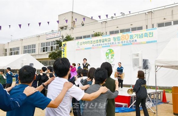 [북한 돋보기] ‘민족교육’의 외피를 쓴 정치 선전 행사 기사 이미지