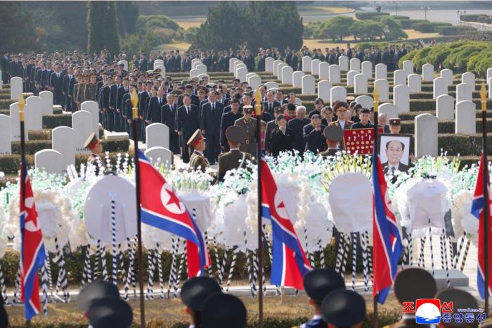 [북한 돋보기] 북한의 ‘장례 정치극’ 기사 이미지