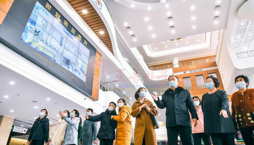 [기자생각] 평양종합병원 개원 선전의 허상 기사 이미지