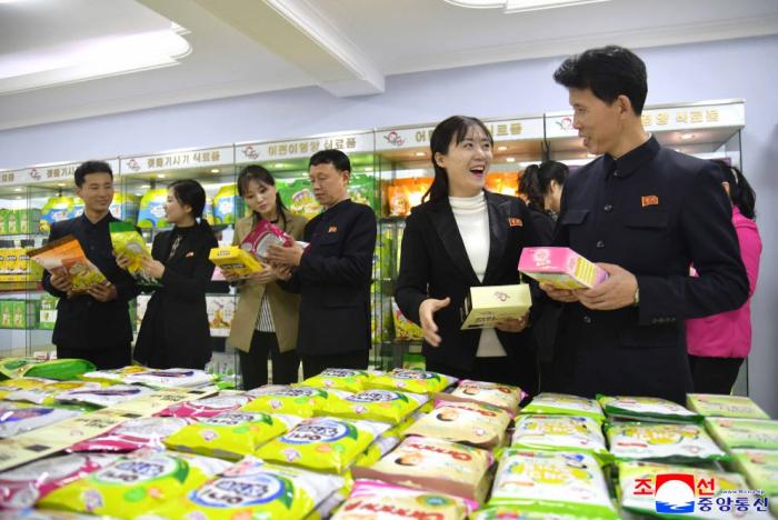 [북한 돋보기] “꽃망울”의 미화 뒤에 가려진 현실 기사 이미지