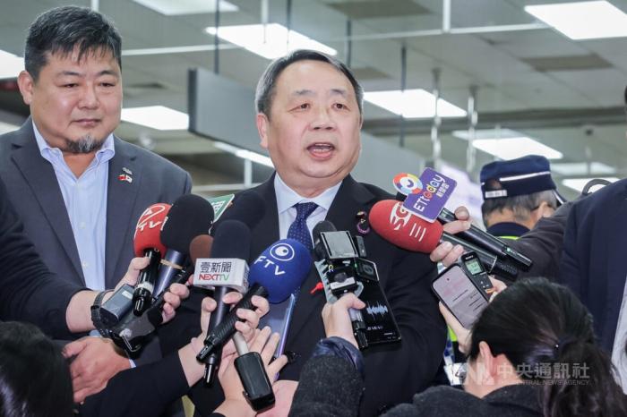 중국계 일본 참의원, 대만 독립국 증명 기사 이미지