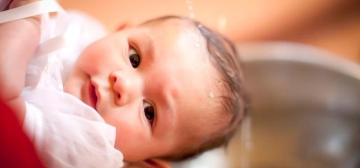 [USA 가톨릭 250] 아니요, 유아세례는 학대가 아닙니다. 기사 이미지