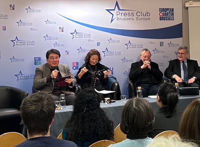 [한반도 르포] 그림으로 다시 세계로 ‘탈BOOK STORY’ 기사 이미지