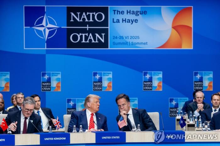 트럼프, NATO 탈퇴 카드 꺼냈다