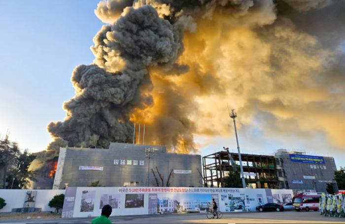 [사설] 전라도 광주의 돈잔치