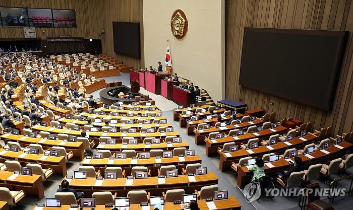[사설] 좌초된 개헌 발의, 나라를 바로 세울 시간