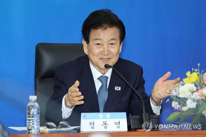 통일부장관의 무지.. 독일통일을 제대로 알기는 하는가