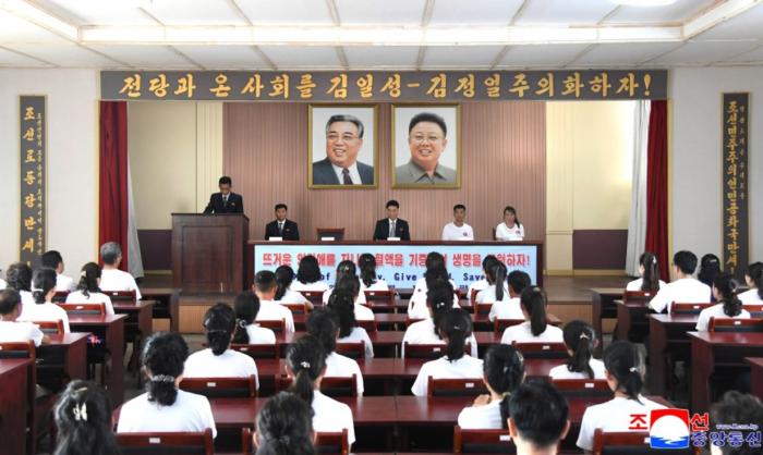 [북한의 오늘] “세계급혈자의 날”