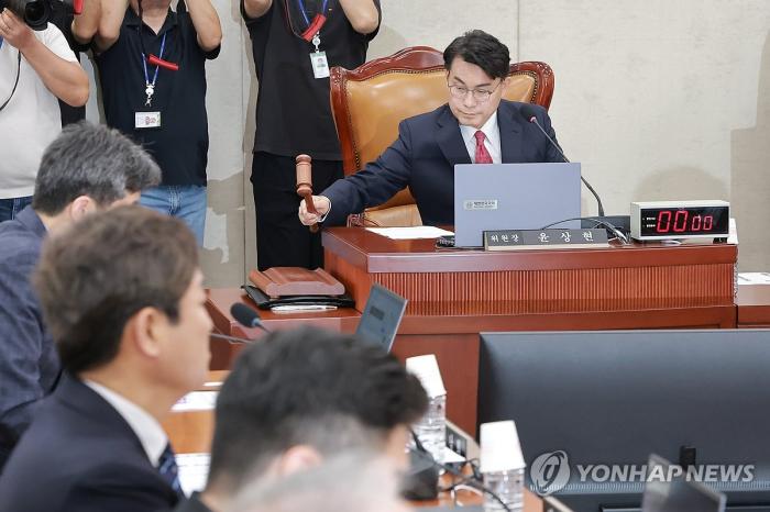 절박함이 보이지 않는 국조특위