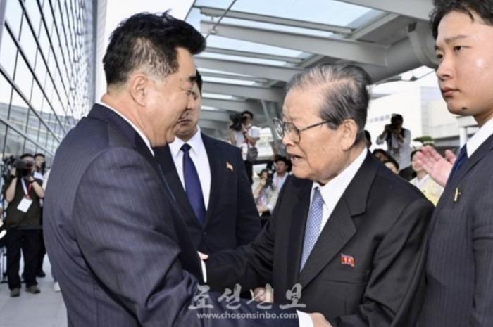 [북한의 오늘] 아시안게임 입국장에 울려 퍼진 ‘김정은 만세’