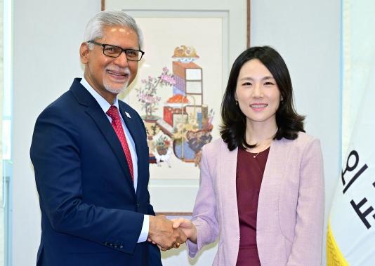 김진아 외교부 2차관, 국제적십자사·적신월사연맹(IFRC) 사무총장 면담