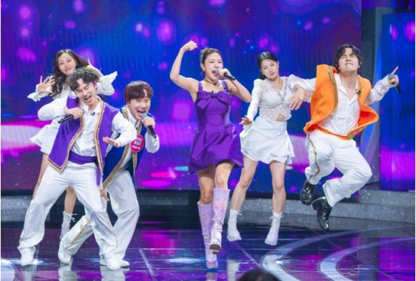 TV CHOSUN [미스트롯 포유] 허찬미X울랄라세션, '아름다운 밤'으로 무대 압도! 이소나X한경일과 박빙 승부 기사 이미지