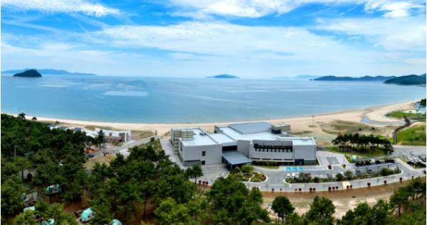 완도군, 8월 추천 관광지 힐링 명소 ‘해양치유센터’