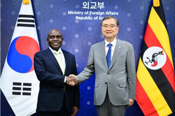 조현 외교부 장관, 우간다 제2부총리 면담