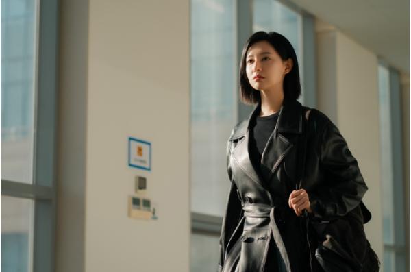 [SBS 닥터X : 하얀 마피아의 시대] 흥행퀸 김지원, 2년 만의 화려한 귀환! ‘계수정’이어야 했던 이유!